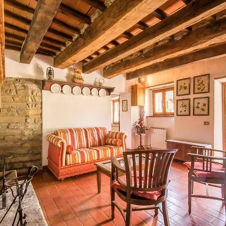 In With Outdoor Swimming Pool Holiday home Capolona
